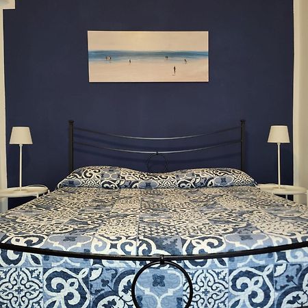דירות מנרולה Casa La Marina מראה חיצוני תמונה
