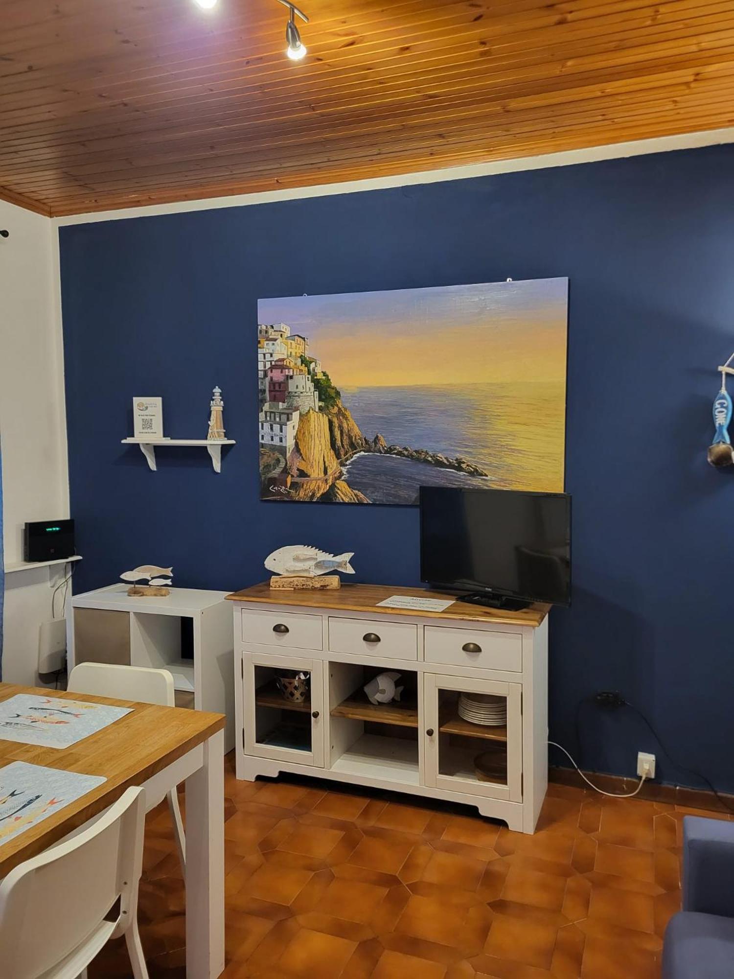 דירות מנרולה Casa La Marina מראה חיצוני תמונה