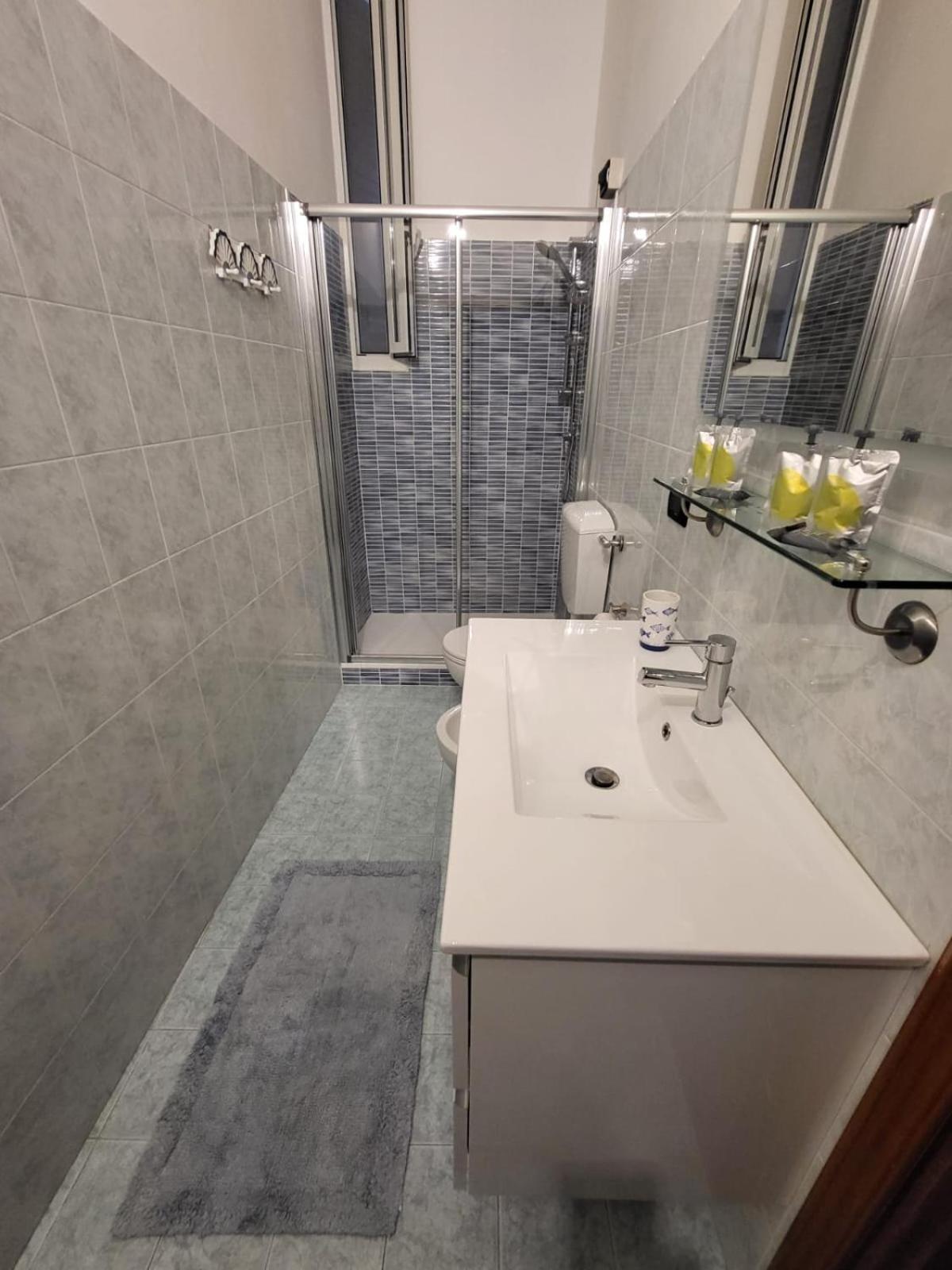 דירות מנרולה Casa La Marina מראה חיצוני תמונה