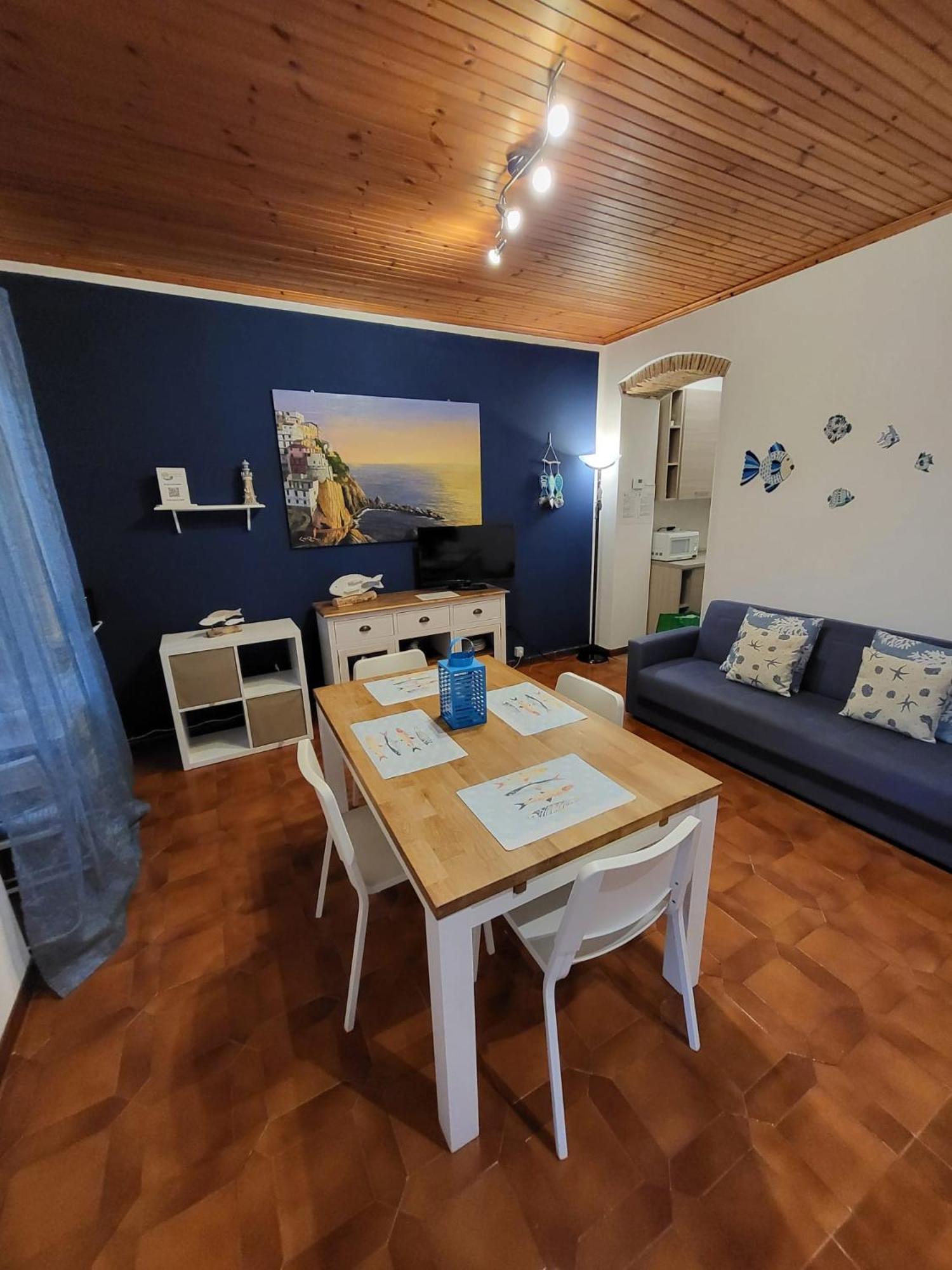 דירות מנרולה Casa La Marina מראה חיצוני תמונה