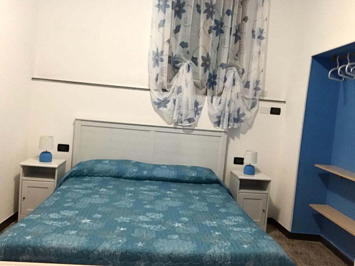 דירות מנרולה Casa La Marina מראה חיצוני תמונה